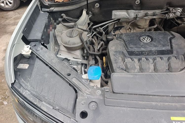 Used Volkswagen Teramont X 2019 330TSI Two-Wheel-Drive Prestige Luxury Edition Engine Bay Right