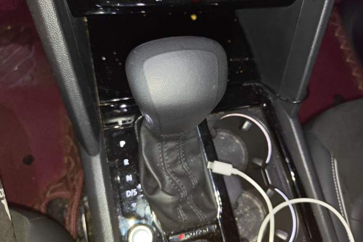 Used Volkswagen Teramont X 2019 380TSI Four-Wheel Drive Prestige Luxury Edition Gear Lever