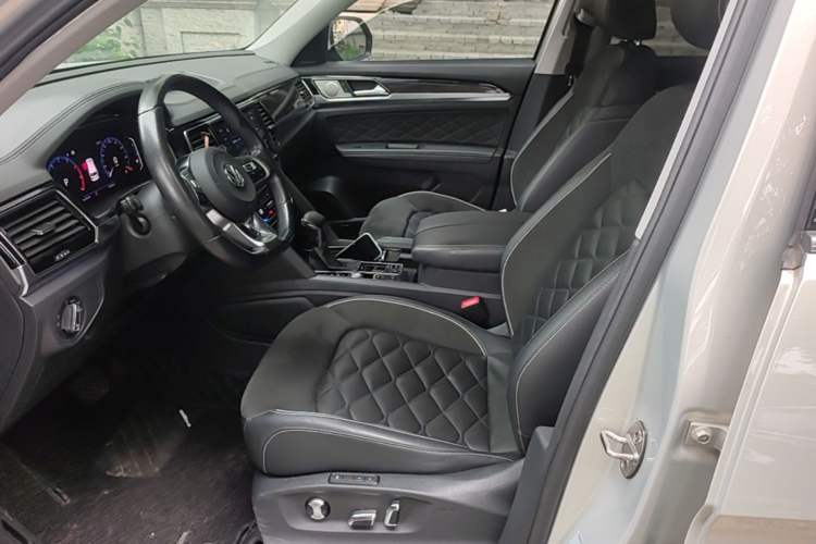 Used Volkswagen Teramont X 2019 330TSI Two-Wheel-Drive Prestige Luxury Edition Left Front Seat