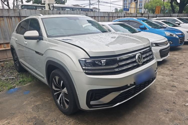 Used Volkswagen Teramont X 2019 330TSI Two-Wheel-Drive Prestige Luxury Edition Front Right 45 Deg