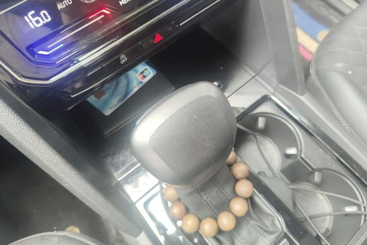 Used Volkswagen Teramont X 2019 380TSI Four-Wheel Drive Luxury Edition Gear Lever