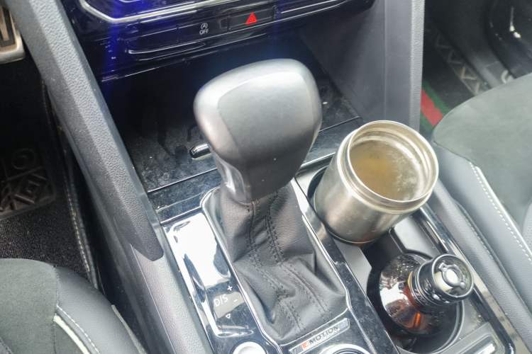 Used Volkswagen Teramont X 2019 380TSI Four-Wheel Drive Prestige Luxury Edition Gear Lever