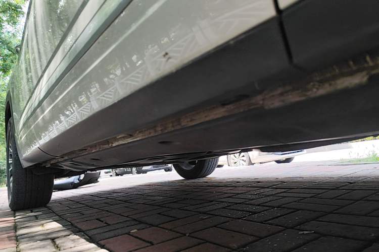 Used Volkswagen Teramont X 2019 330TSI Two-Wheel-Drive Prestige Luxury Edition Right Side Sill