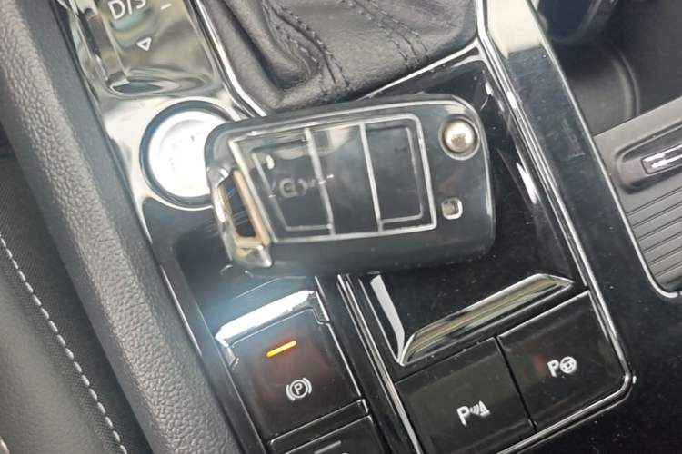 Used Volkswagen Teramont X 2019 330TSI Two-Wheel-Drive Prestige Luxury Edition Vehicle Key