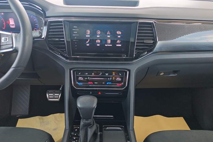 Used Volkswagen Teramont X 2019 380TSI Four-Wheel Drive Prestige Luxury Edition Audio And AC Panel