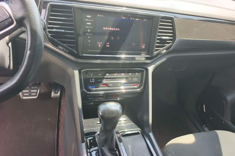 Used Volkswagen Teramont X 2019 380TSI Four-Wheel Drive Prestige Luxury Edition Audio And AC Panel
