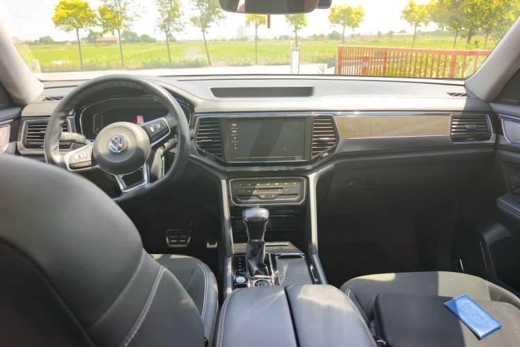 Used Volkswagen Teramont X 2019 380TSI Four-Wheel Drive Prestige Luxury Edition Center Console