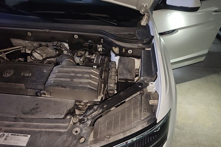 Used Volkswagen Teramont X 2019 380TSI Four-Wheel Drive Prestige Luxury Edition Engine Bay Left