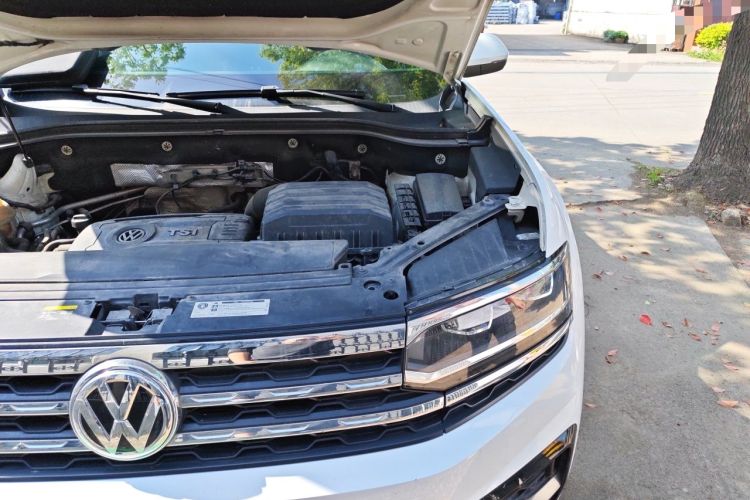 Used Volkswagen Teramont X 2019 380TSI Four-Wheel Drive Prestige Luxury Edition Engine Bay Left