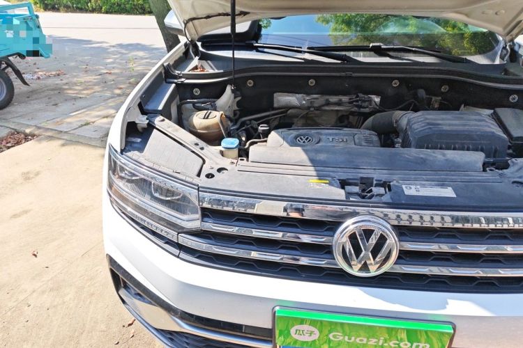 Used Volkswagen Teramont X 2019 380TSI Four-Wheel Drive Prestige Luxury Edition Engine Bay Right
