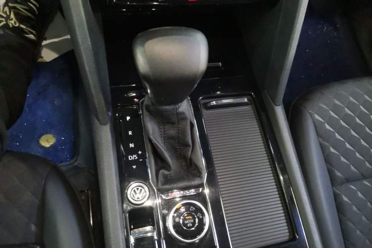 Used Volkswagen Teramont X 2019 380TSI Four-Wheel Drive Luxury Edition Gear Lever