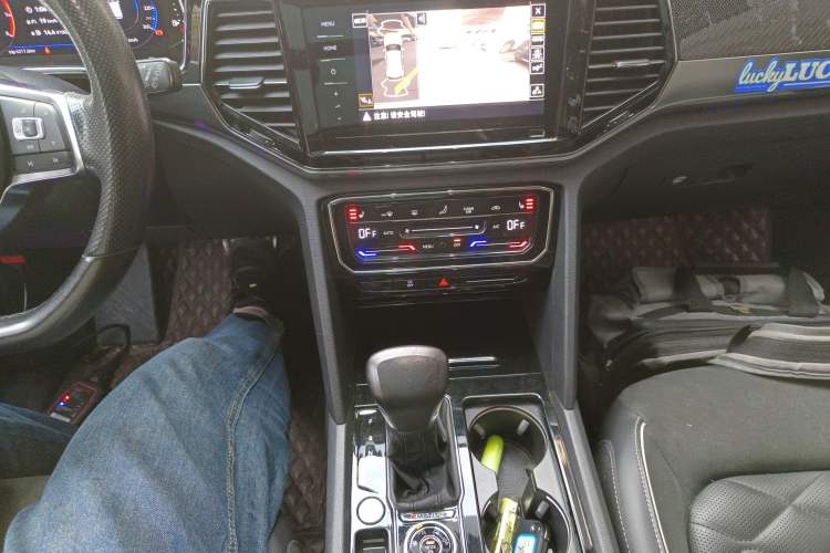 Used Volkswagen Teramont X 2019 380TSI Four-Wheel Drive Prestige Luxury Edition Gear Lever