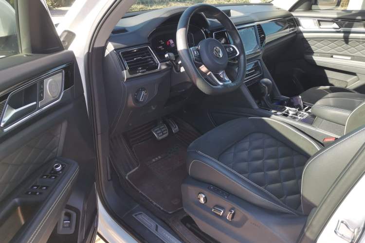 Used Volkswagen Teramont X 2019 380TSI Four-Wheel Drive Prestige Luxury Edition Interior 2