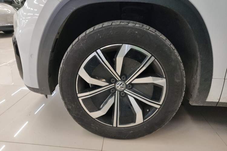 Used Volkswagen Teramont X 2019 380TSI Four-Wheel Drive Luxury Edition Left Front Wheel Hub