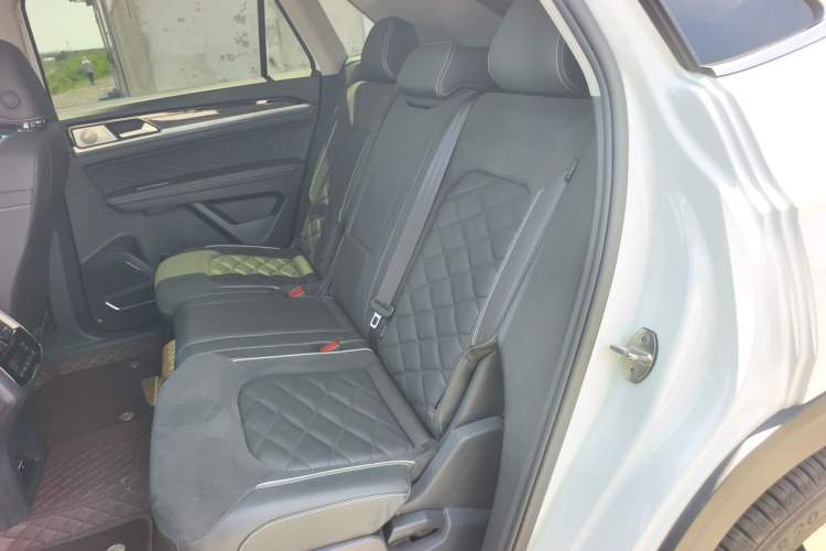 Used Volkswagen Teramont X 2019 380TSI Four-Wheel Drive Prestige Luxury Edition Left Rear Seat
