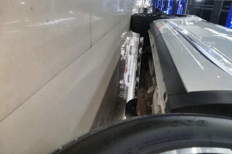 Used Volkswagen Teramont X 2019 380TSI Four-Wheel Drive Luxury Edition Left Side Sill