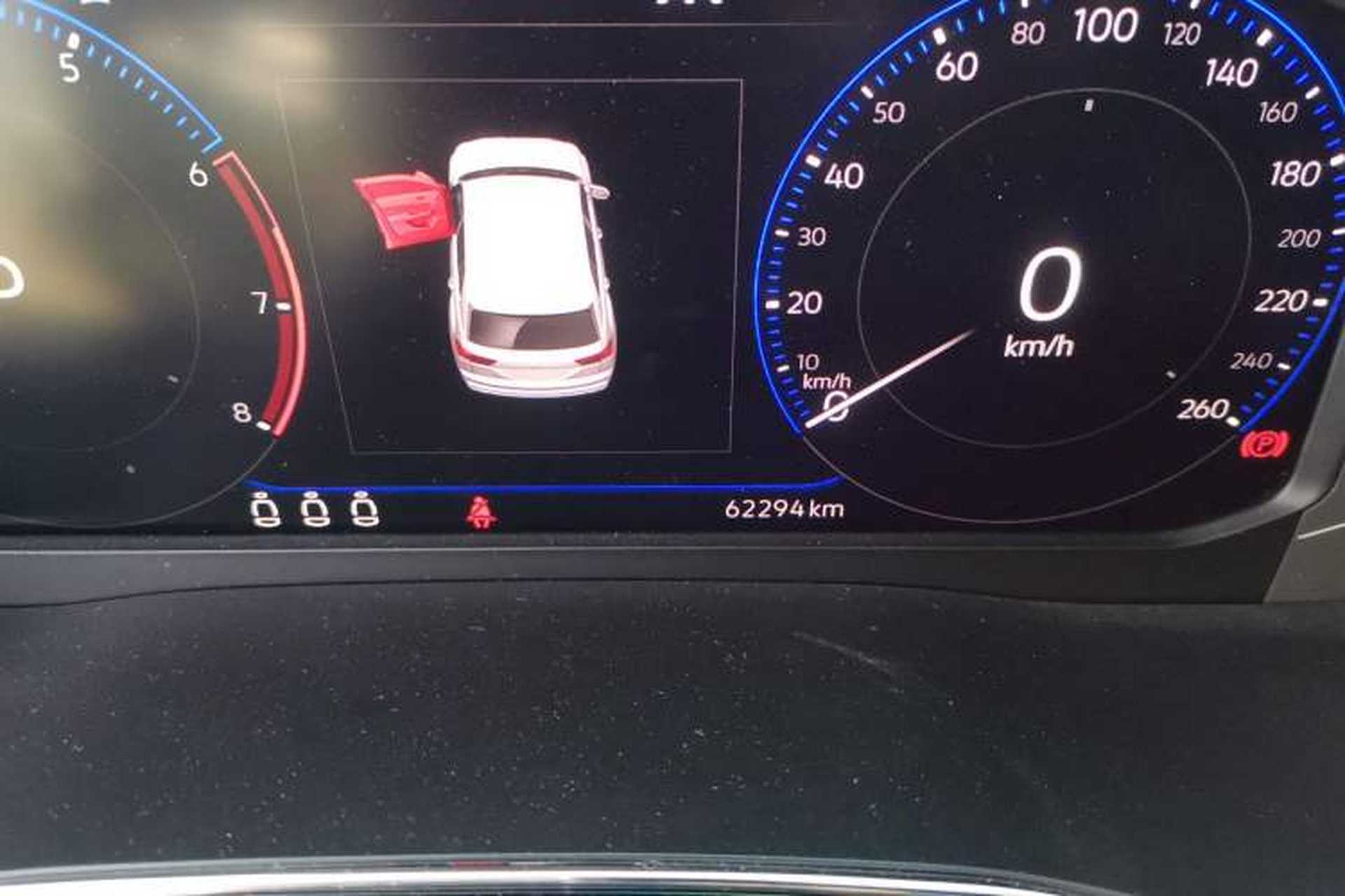 Used Volkswagen Teramont X 2019 380TSI Four-Wheel Drive Prestige Luxury Edition Odometer Close Up
