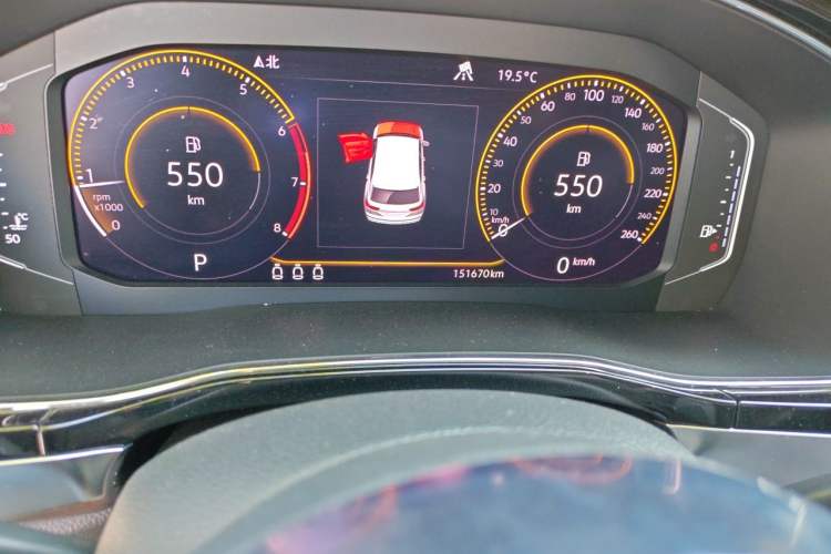 Used Volkswagen Teramont X 2019 380TSI Four-Wheel Drive Prestige Luxury Edition Odometer Close Up