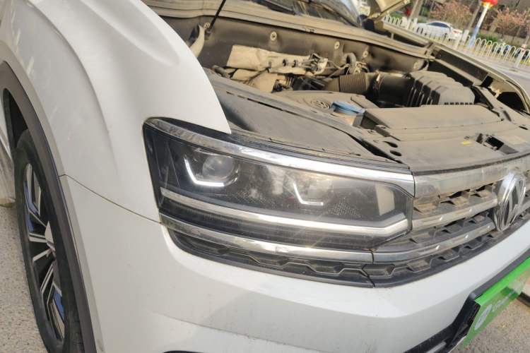 Used Volkswagen Teramont X 2019 380TSI Four-Wheel Drive Prestige Luxury Edition Right Front Headlight
