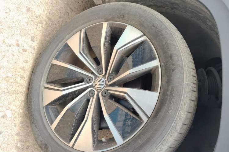 Used Volkswagen Teramont X 2019 380TSI Four-Wheel Drive Prestige Luxury Edition Right Front Wheel Hub