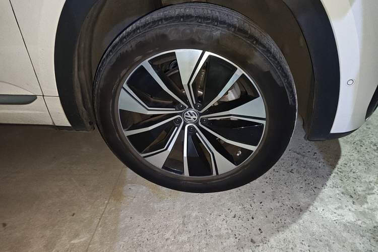 Used Volkswagen Teramont X 2019 380TSI Four-Wheel Drive Prestige Luxury Edition Right Front Wheel Hub