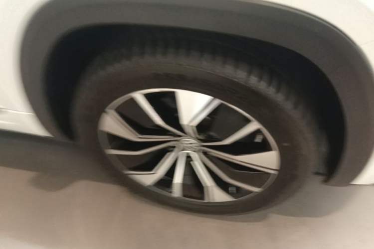 Used Volkswagen Teramont X 2019 380TSI Four-Wheel Drive Prestige Luxury Edition Right Front Wheel Hub