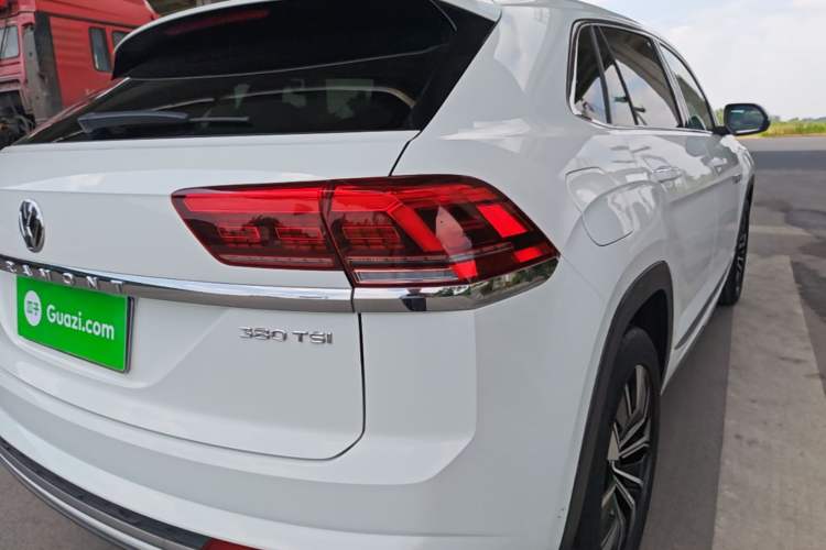 Used Volkswagen Teramont X 2019 380TSI Four-Wheel Drive Prestige Luxury Edition Right Rear Taillight