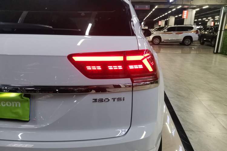 Used Volkswagen Teramont X 2019 380TSI Four-Wheel Drive Luxury Edition Right Rear Taillight
