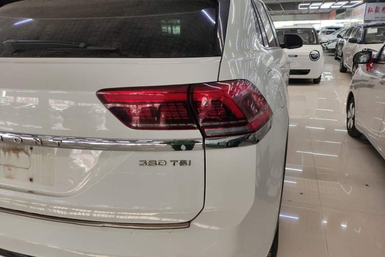 Used Volkswagen Teramont X 2019 380TSI Four-Wheel Drive Luxury Edition Right Rear Taillight