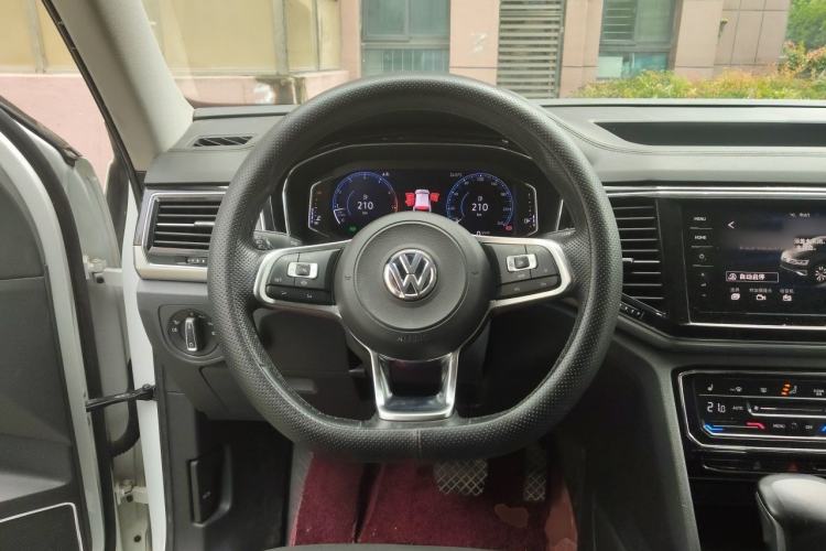 Used Volkswagen Teramont X 2019 330TSI Two-Wheel-Drive Prestige Luxury Edition Steering Wheel