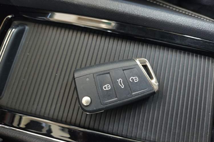 Used Volkswagen Teramont X 2019 380TSI Four-Wheel Drive Prestige Luxury Edition Vehicle Key