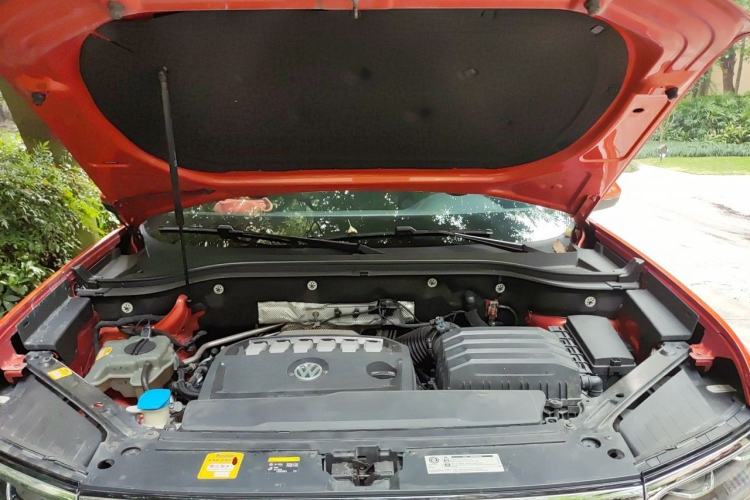 Used Volkswagen Teramont X 2019 530 V6 Four-Wheel Drive Prestige Luxury Edition Engine Bay