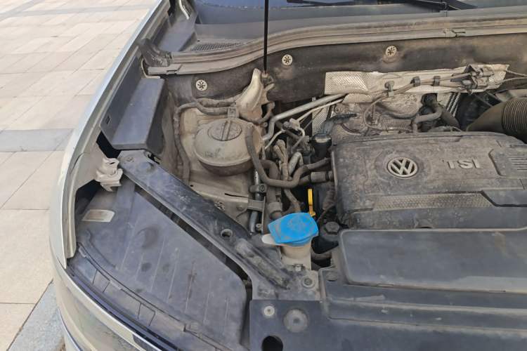 Used Volkswagen Teramont X 2019 380TSI Four-Wheel Drive Prestige Luxury Edition Engine Bay Right
