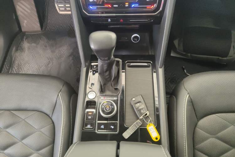 Used Volkswagen Teramont X 2019 530 V6 Four-Wheel Drive Prestige Flagship Edition Gear Lever