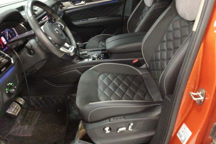 Used Volkswagen Teramont X 2019 530 V6 Four-Wheel Drive Prestige Luxury Edition Left Front Seat