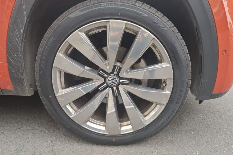 Used Volkswagen Teramont X 2019 530 V6 Four-Wheel Drive Prestige Flagship Edition Right Front Wheel Hub