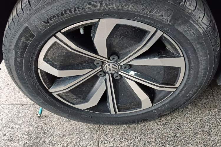 Used Volkswagen Teramont X 2019 380TSI Four-Wheel Drive Luxury Edition Right Rear Wheel Hub