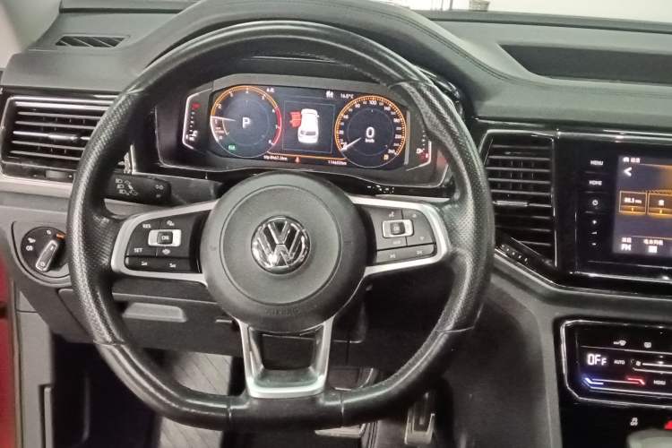 Used Volkswagen Teramont X 2019 380TSI Four-Wheel Drive Luxury Edition Steering Wheel