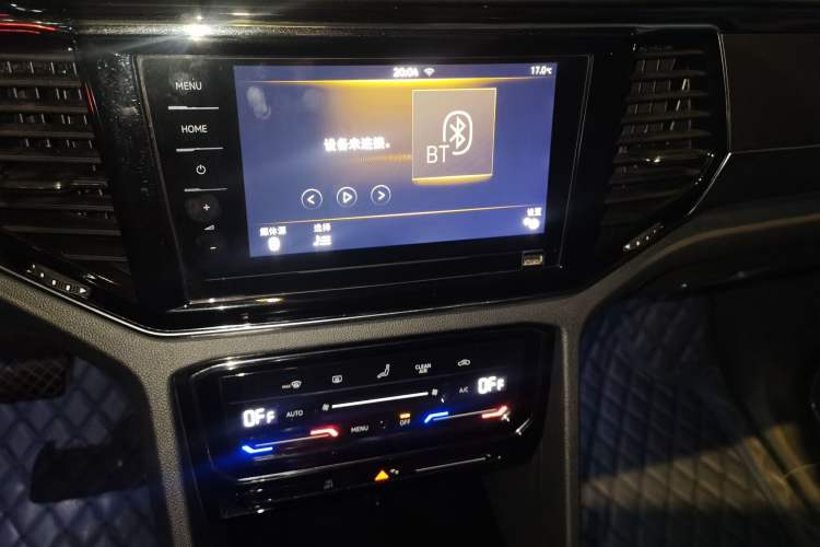Used Volkswagen Teramont X 2020 330TSI Two-Wheel-Drive Luxury Edition Audio And AC Panel
