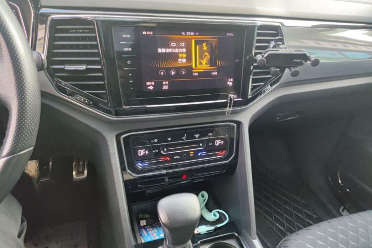 Used Volkswagen Teramont X 2020 Facelift 380TSI Four-Wheel Drive Luxury Edition Audio And AC Panel