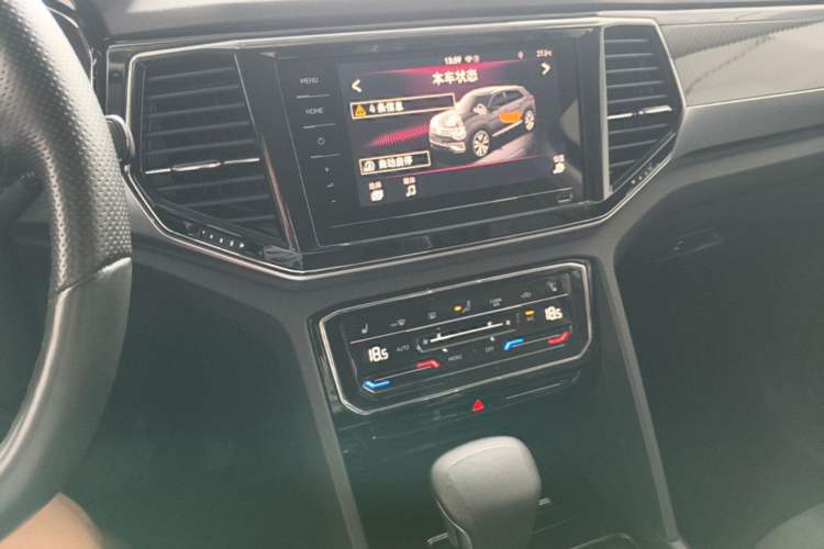 Used Volkswagen Teramont X 2020 330TSI Two-Wheel-Drive Prestige Luxury Edition Audio And AC Panel
