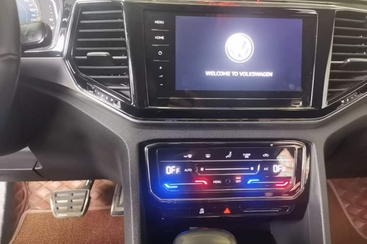Used Volkswagen Teramont X 2020 Facelift 380TSI Four-Wheel Drive Luxury Edition Audio And AC Panel