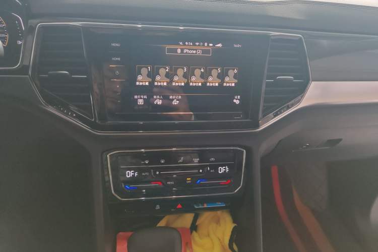 Used Volkswagen Teramont X 2020 330TSI Two-Wheel-Drive Luxury Edition Audio And AC Panel