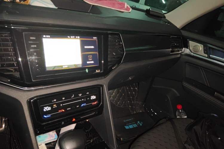 Used Volkswagen Teramont X 2020 380TSI Four-Wheel Drive Luxury Edition Audio And AC Panel