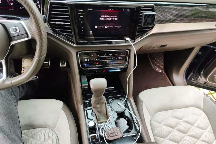 Used Volkswagen Teramont X 2020 380TSI Four-Wheel Drive Prestige Luxury Edition Audio And AC Panel