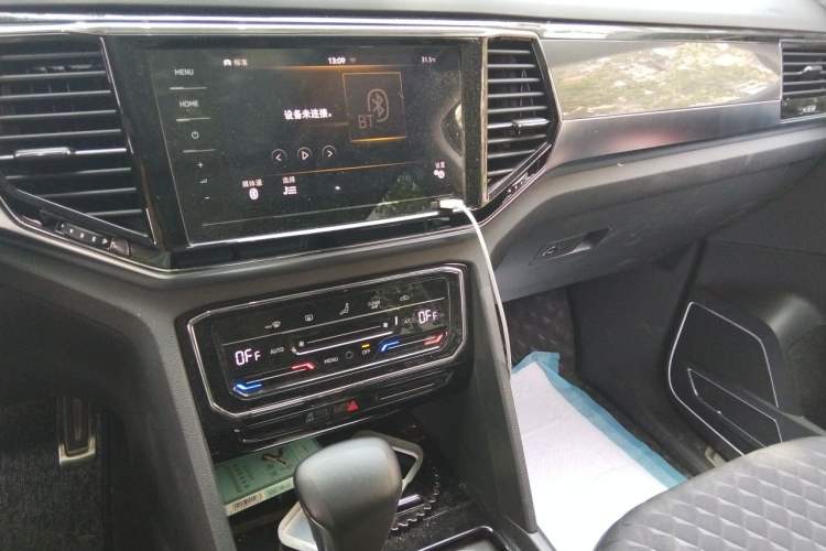 Used Volkswagen Teramont X 2020 Facelift 380TSI Four-Wheel Drive Luxury Edition Audio And AC Panel