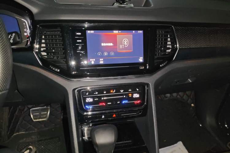 Used Volkswagen Teramont X 2020 Revised Version 380TSI Four-Wheel Drive Prestige Luxury Edition Audio And AC Panel