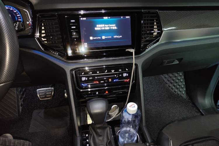 Used Volkswagen Teramont X 2020 380TSI Four-Wheel Drive Prestige Luxury Edition Audio And AC Panel