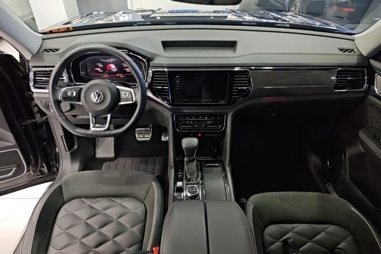 Used Volkswagen Teramont X 2020 Revised Version 380TSI Four-Wheel Drive Prestige Luxury Edition Center Console