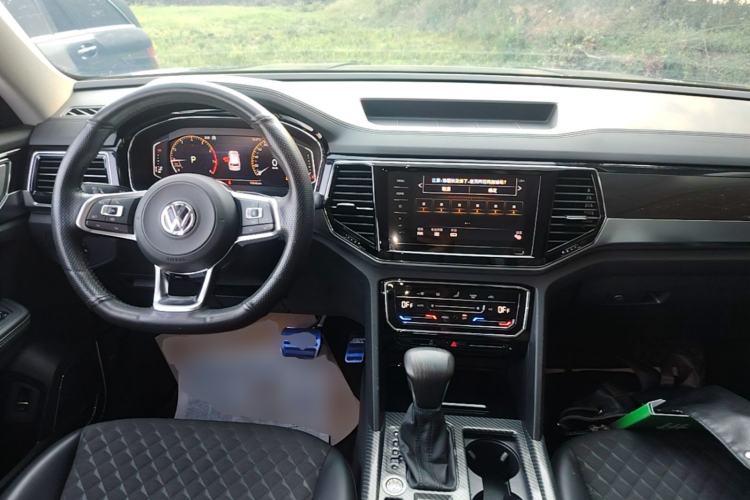 Used Volkswagen Teramont X 2020 330TSI Two-Wheel-Drive Luxury Edition Center Console